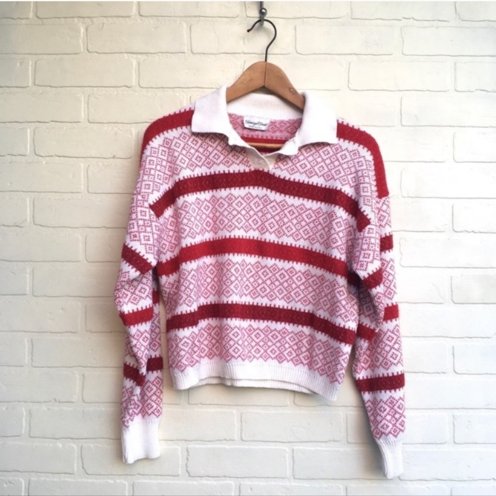 Vintage Red And White Crop Knit Christmas Sweater
